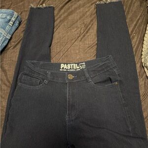 Women’s skinny high waisted jeans